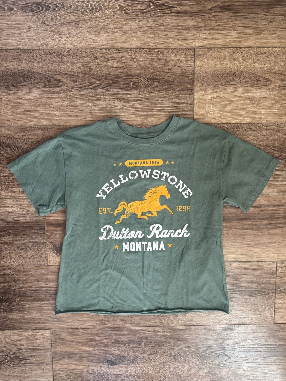 Yellowstone Dutton Ranch Montana Est. 1886 Cropped Short-Sleeve Shirt